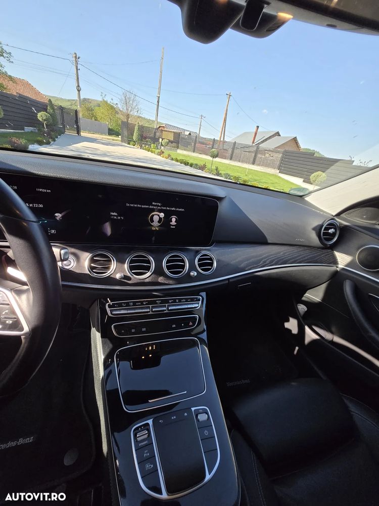 Mercedes-Benz E 300 Aut. - 10