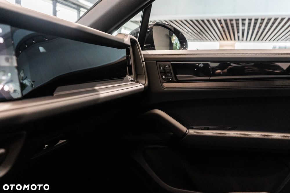 Porsche Cayenne E-Hybrid PHEV - 26