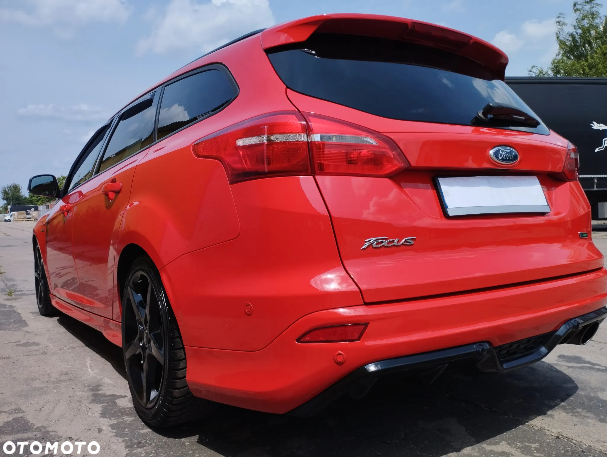 Ford Focus Turnier 1.5 EcoBoost Start-Stopp-System ST-LINE - 13