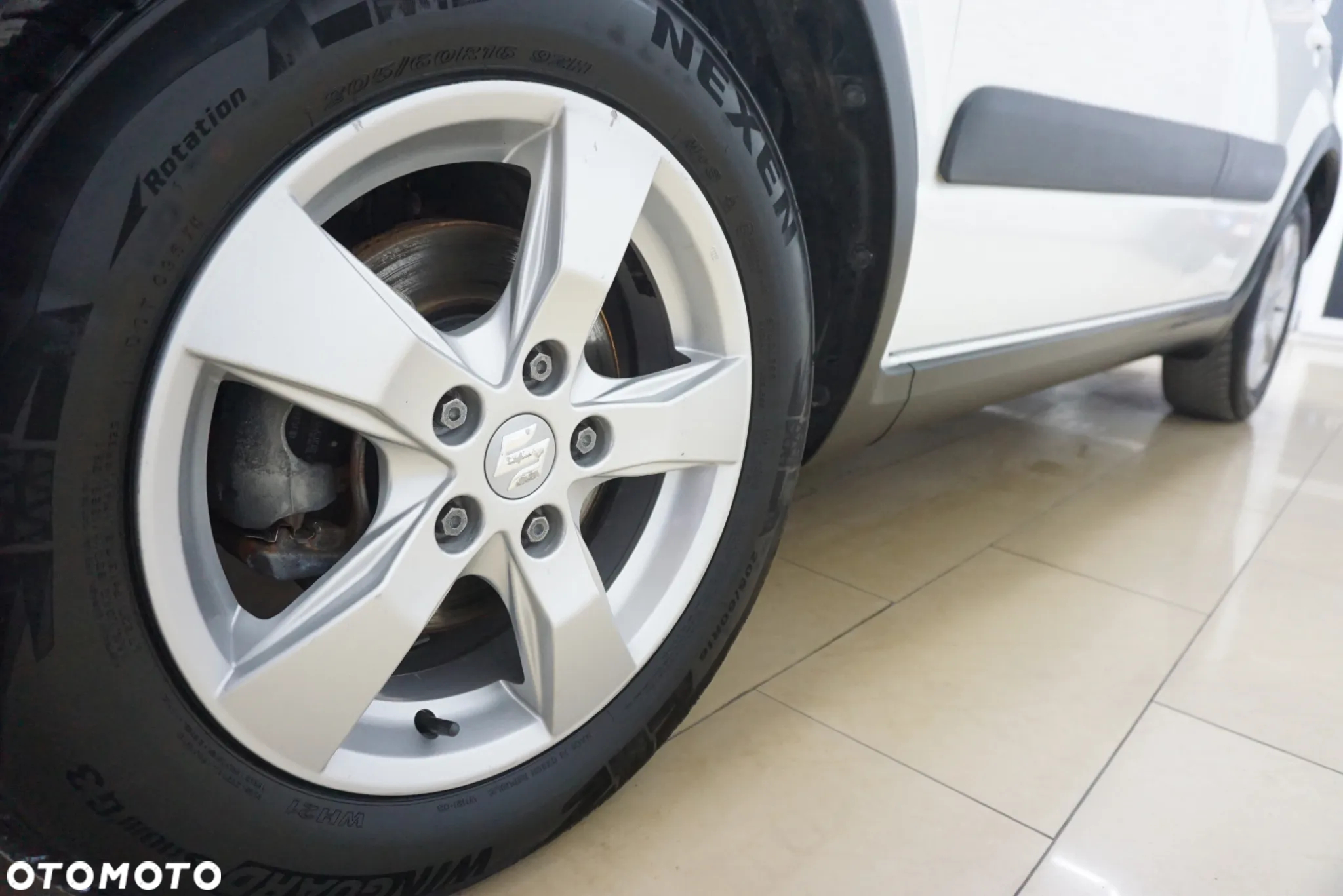 Suzuki SX4 1.5 Comfort - 14