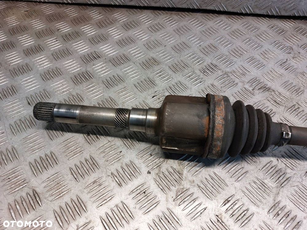 PÓŁOŚ PRAWY PRZÓD CHRYSTLER  VOYAGER IV 2.5 CRD - 3