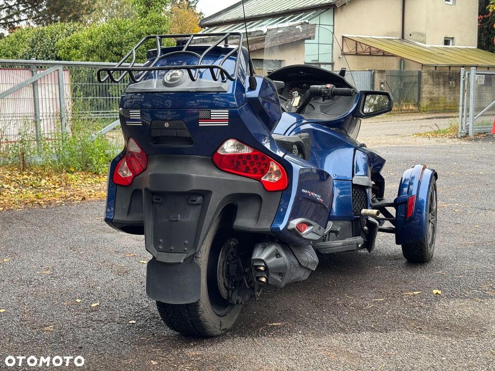 Can-Am Spyder - 4