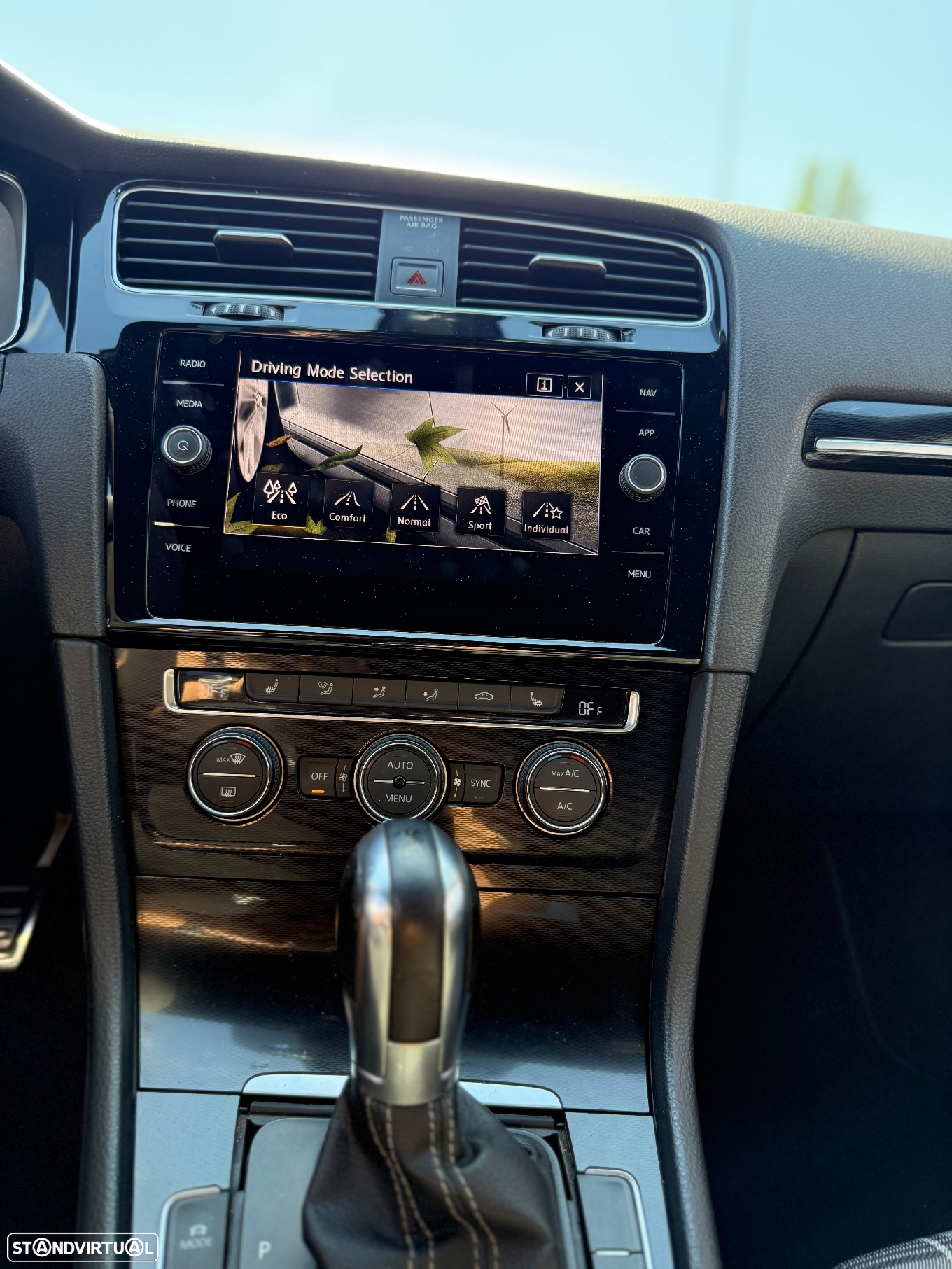 VW Golf 2.0 TDi GTD DSG - 9