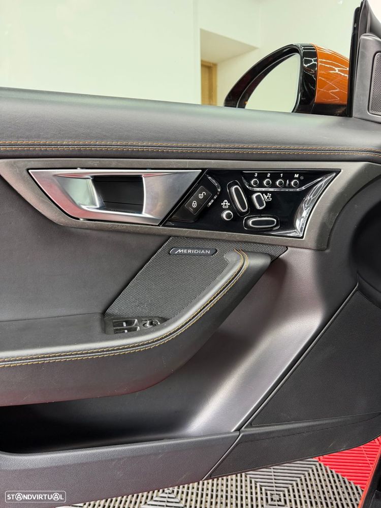 Jaguar F-Type 5.0 V8 S/C SVR AWD - 5