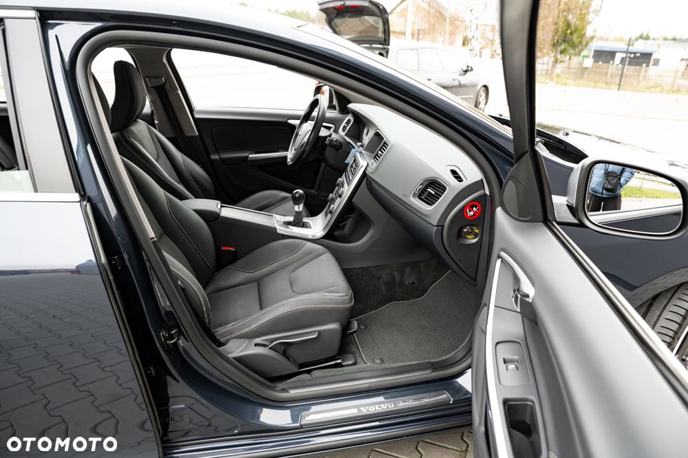 Volvo V60 T5 RDesign - 32