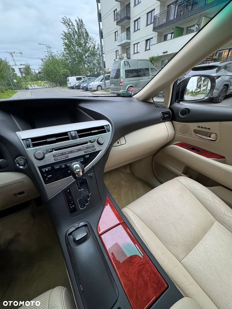 Lexus RX - 15