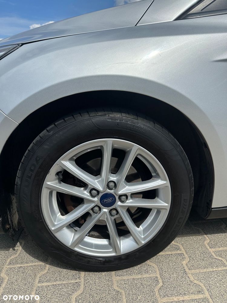Ford Focus 1.5 TDCi ST-Line - 13