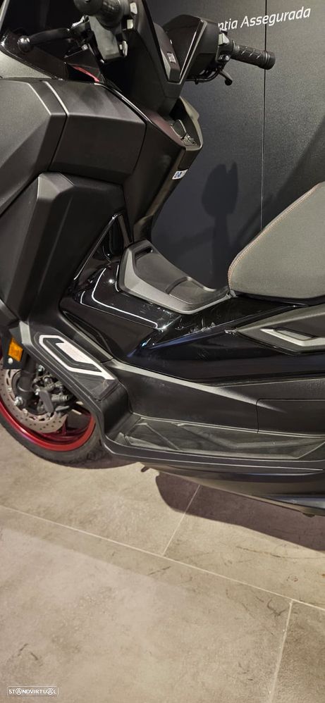 Honda Forza 125 Special Edition - 5