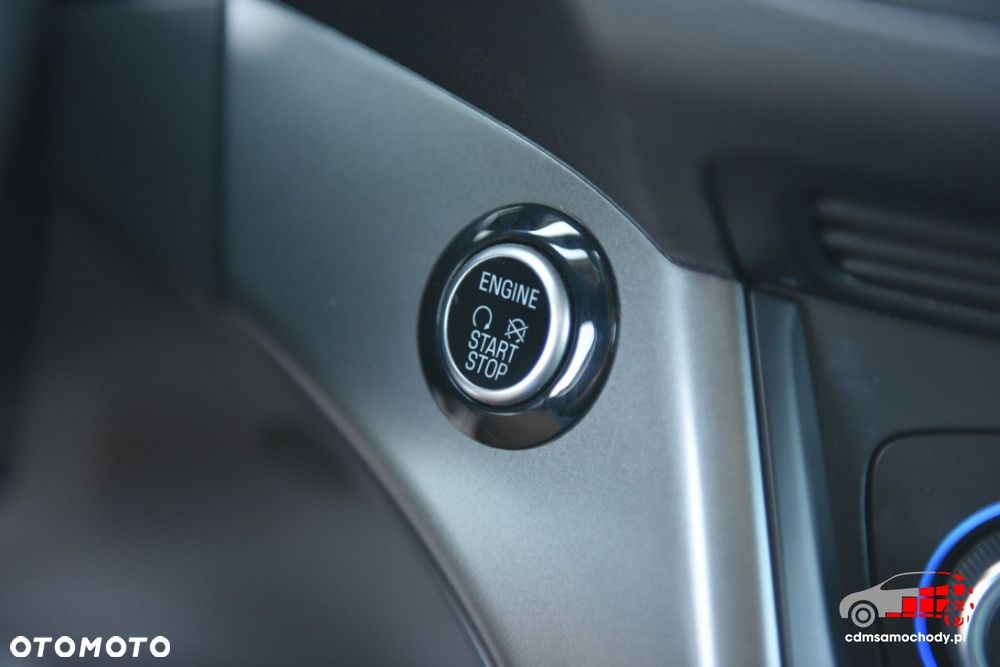Ford Kuga - 30