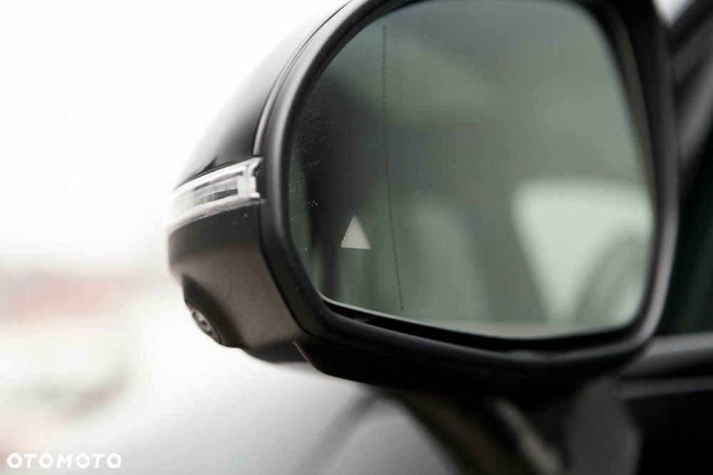 Mercedes-Benz GLC - 18