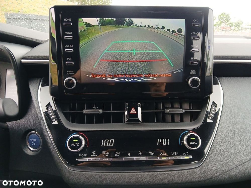 Toyota Corolla 1.8 Hybrid Active - 32