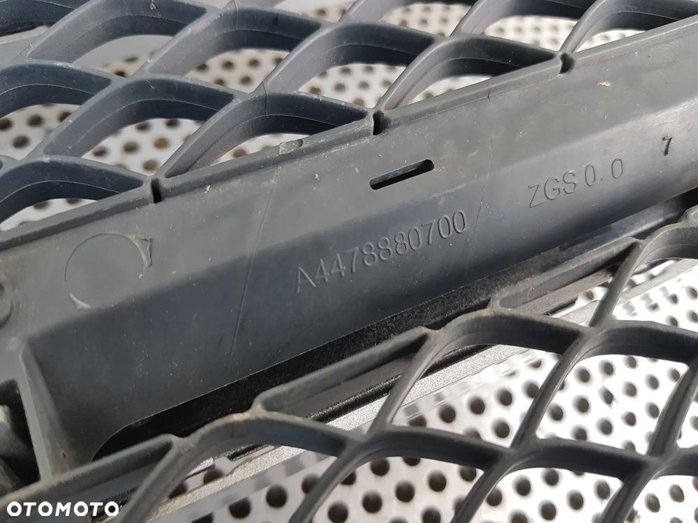 Mercedes W447 Vito V-Klasa LIFT Grill Atrapa - 13