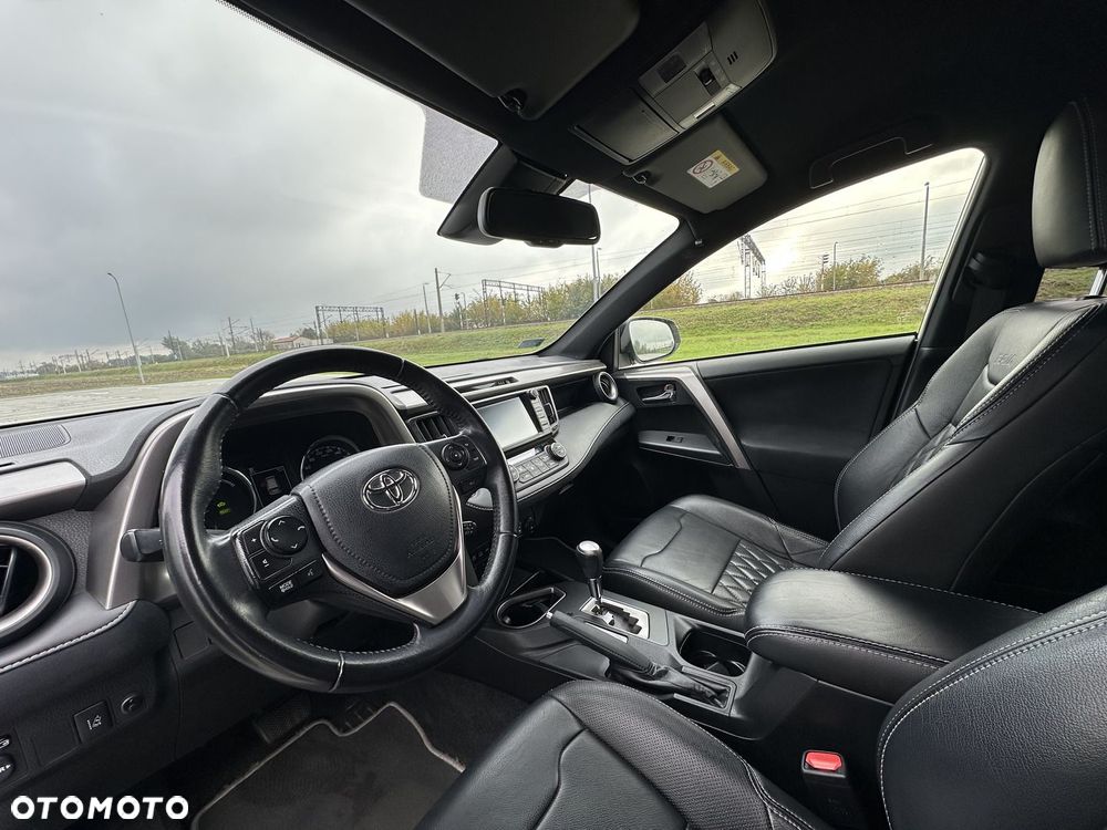 Toyota RAV4 Hybrid Prestige 4x4 - 14