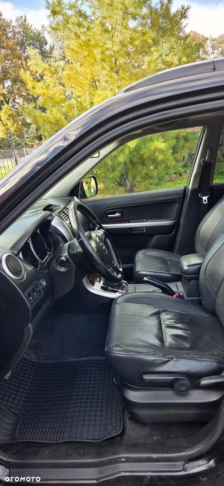 Suzuki Grand Vitara 2.0 - 3