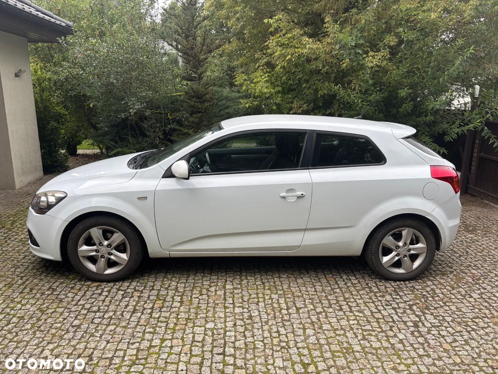 Kia Ceed 1.6 CRDi 90 Spirit - 9