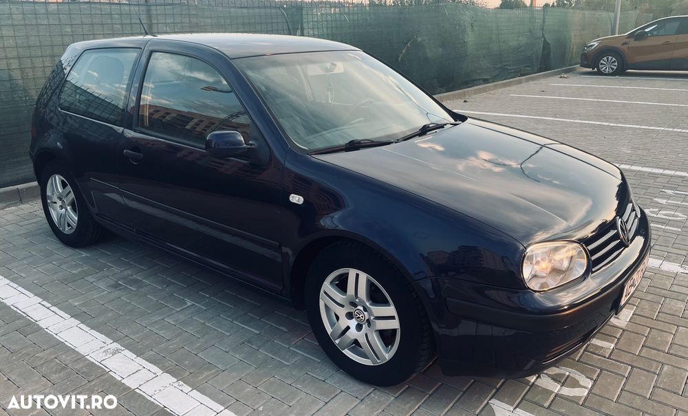 Volkswagen Golf 1.4 Basis - 2