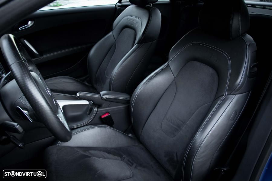 Audi TT RS Coupé - 30