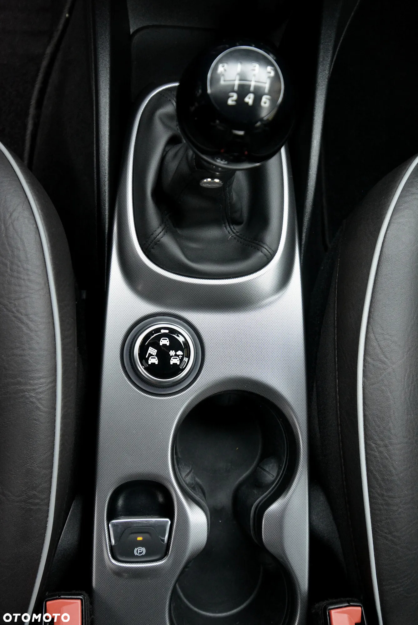 Fiat 500X 1.4 MultiAir Lounge - 19