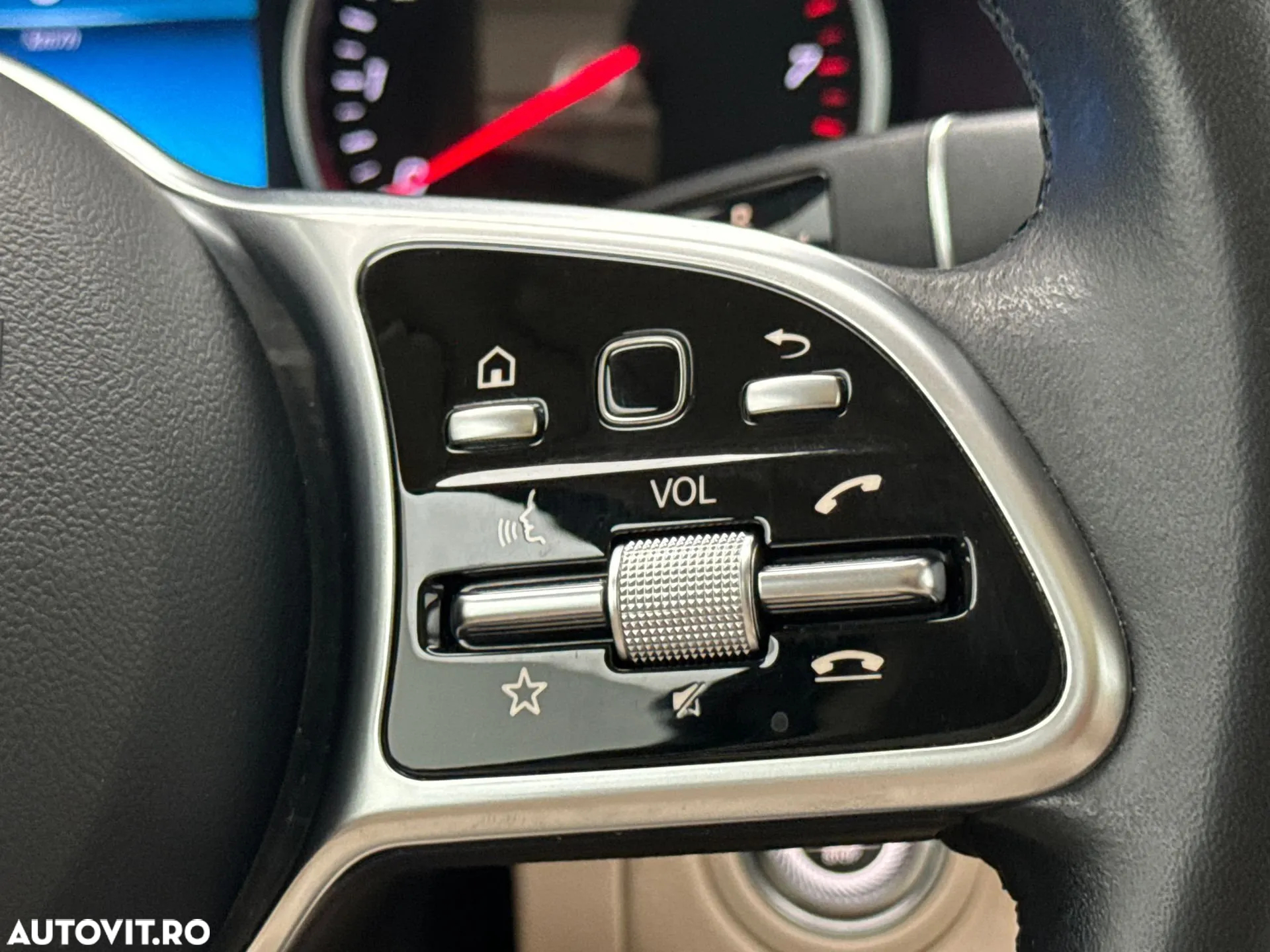 Mercedes-Benz GLC 300 e 4MATIC - 17