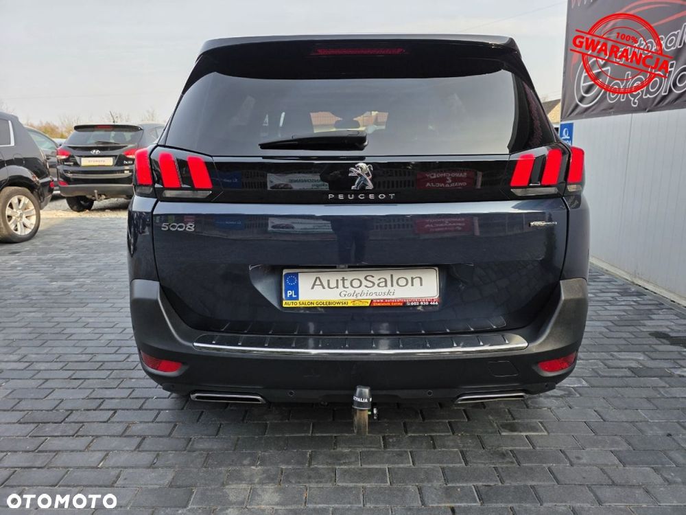 Peugeot 5008 - 9