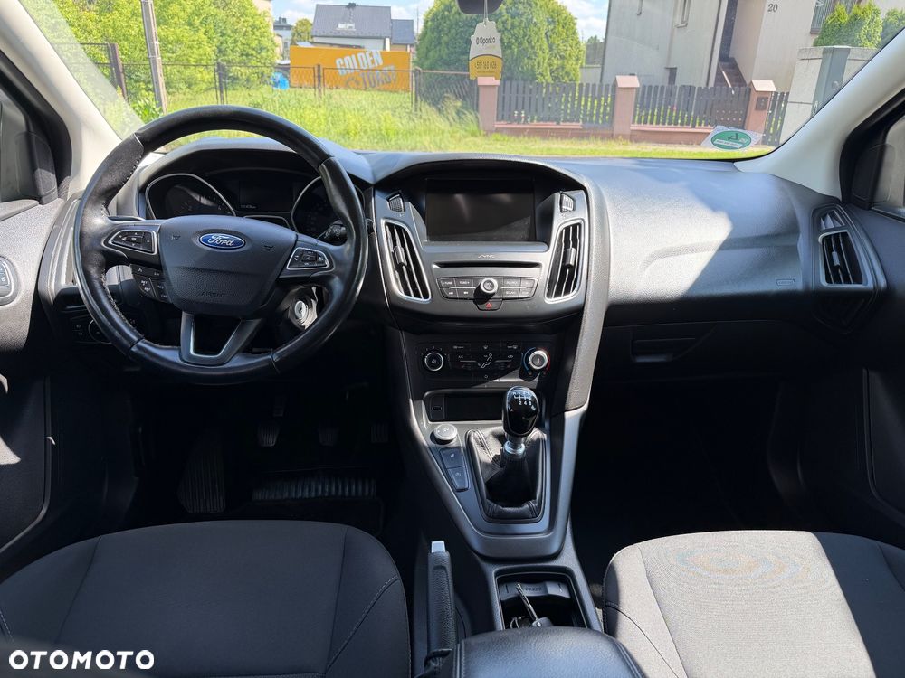 Ford Focus - 13