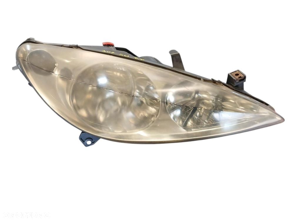 LAMPA PRAWA PRZEDNIA PEUGEOT 307 - 1