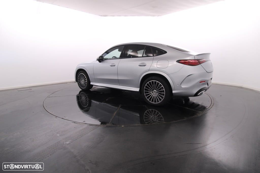 Mercedes-Benz GLC 300 Coupe de 4Matic - 4