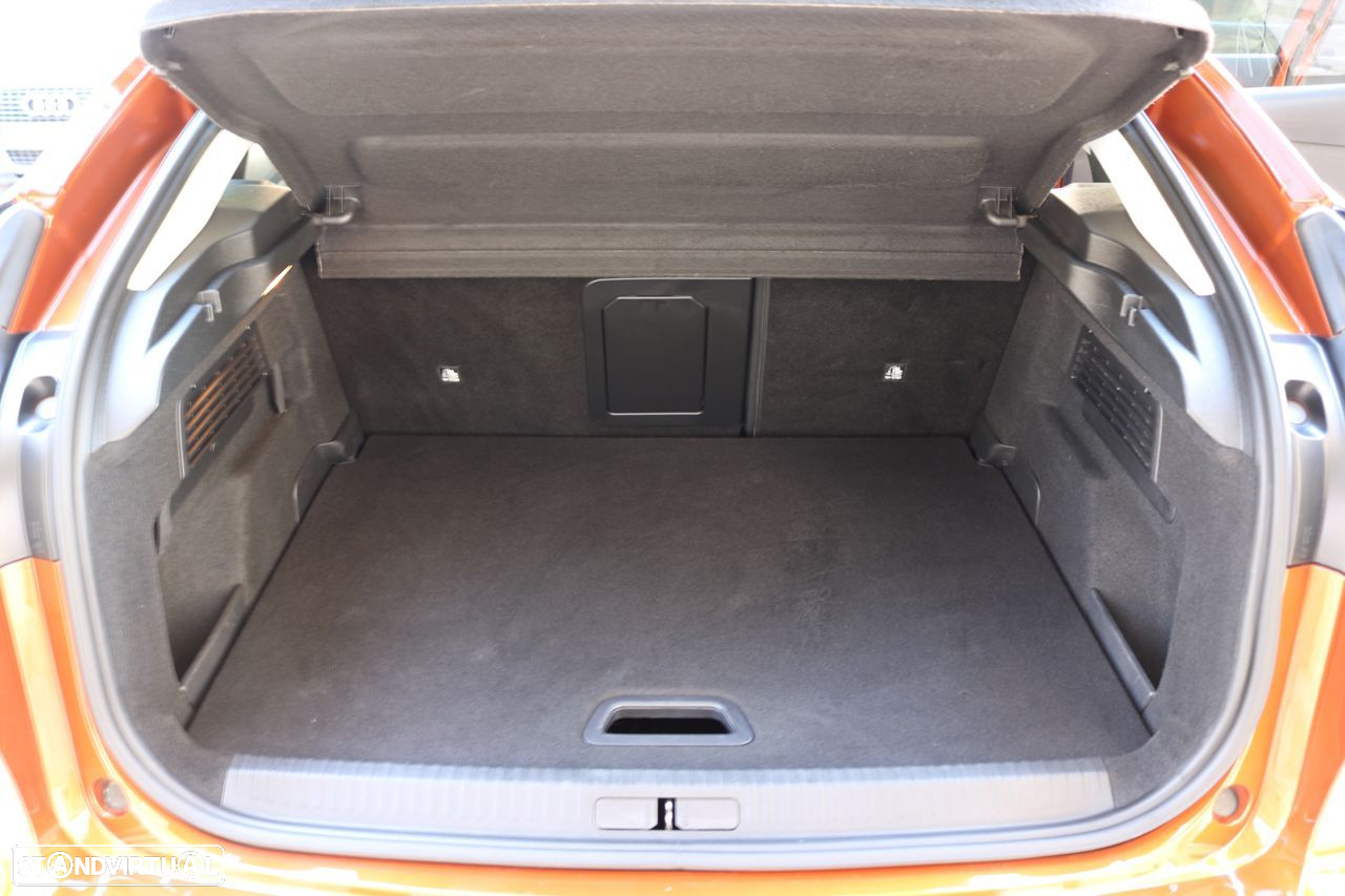 Citroën e-C4 Shine - 33