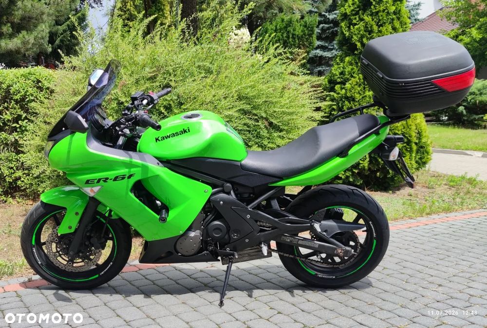 Kawasaki ER - 1