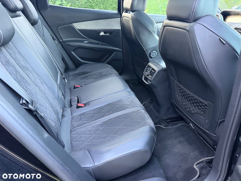 Peugeot 3008 2.0 BlueHDi GT S&S EAT8 - 31