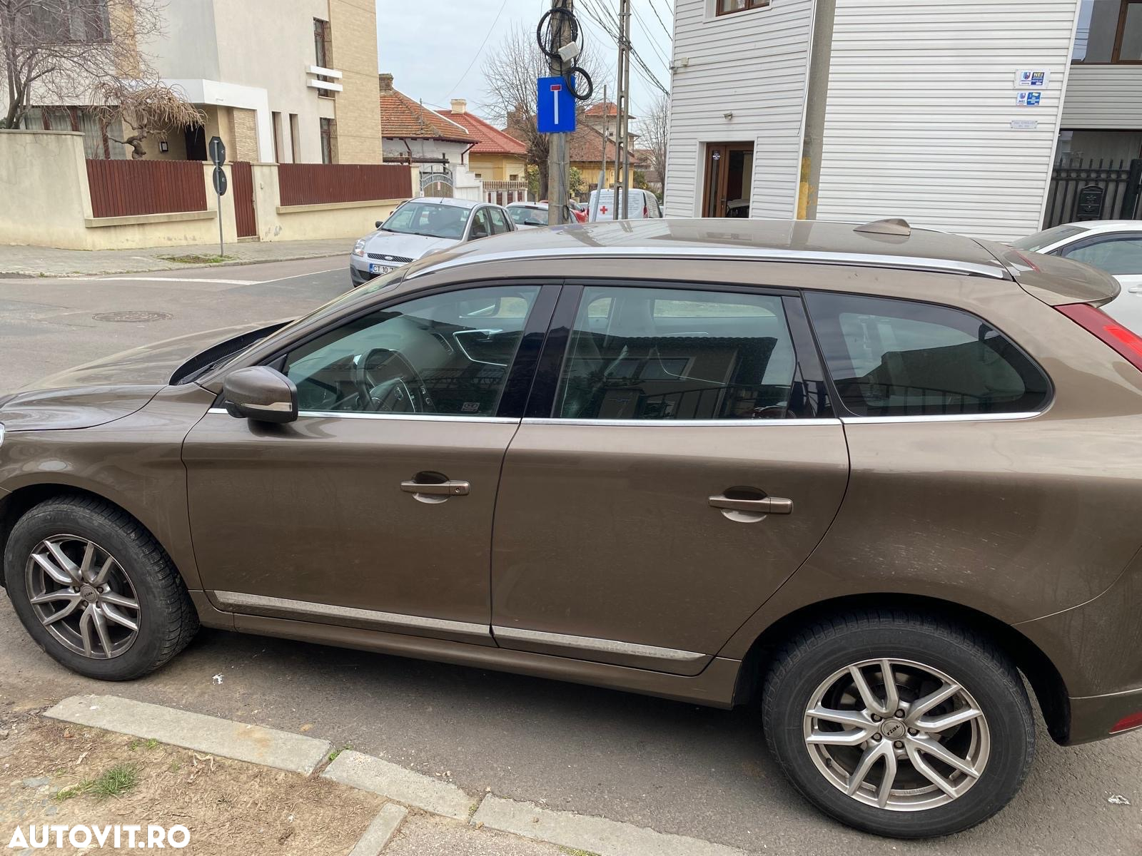 Volvo XC 60 D5 AWD Momentum - 6