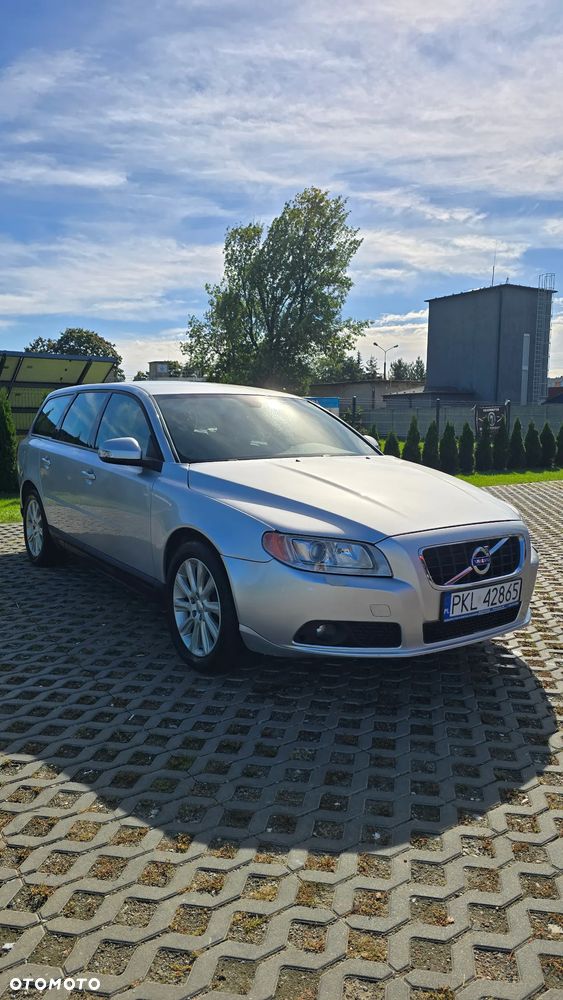 Volvo V70 - 1