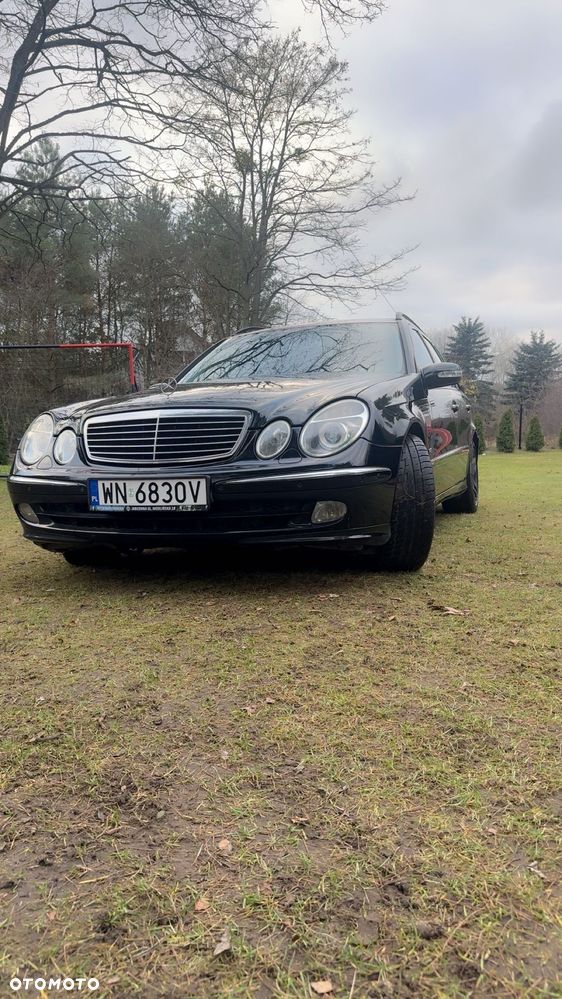 Mercedes-Benz Klasa E 500 T Avantgarde - 16