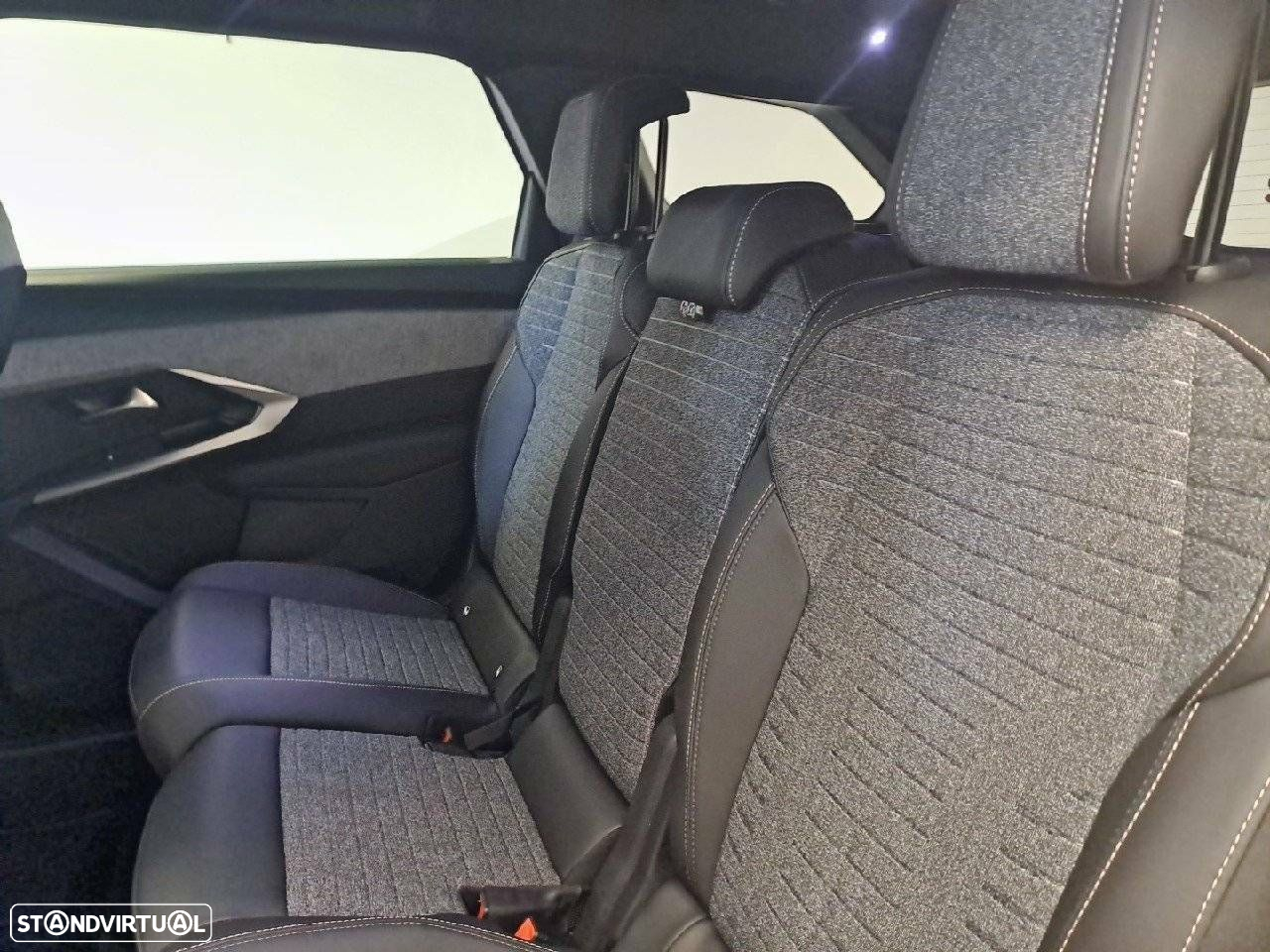 Peugeot 5008 1.2 Hybrid Allure e-DCS6 - 9