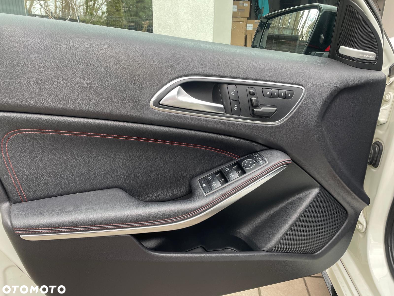 Mercedes-Benz Klasa A 45 AMG 4-Matic - 25