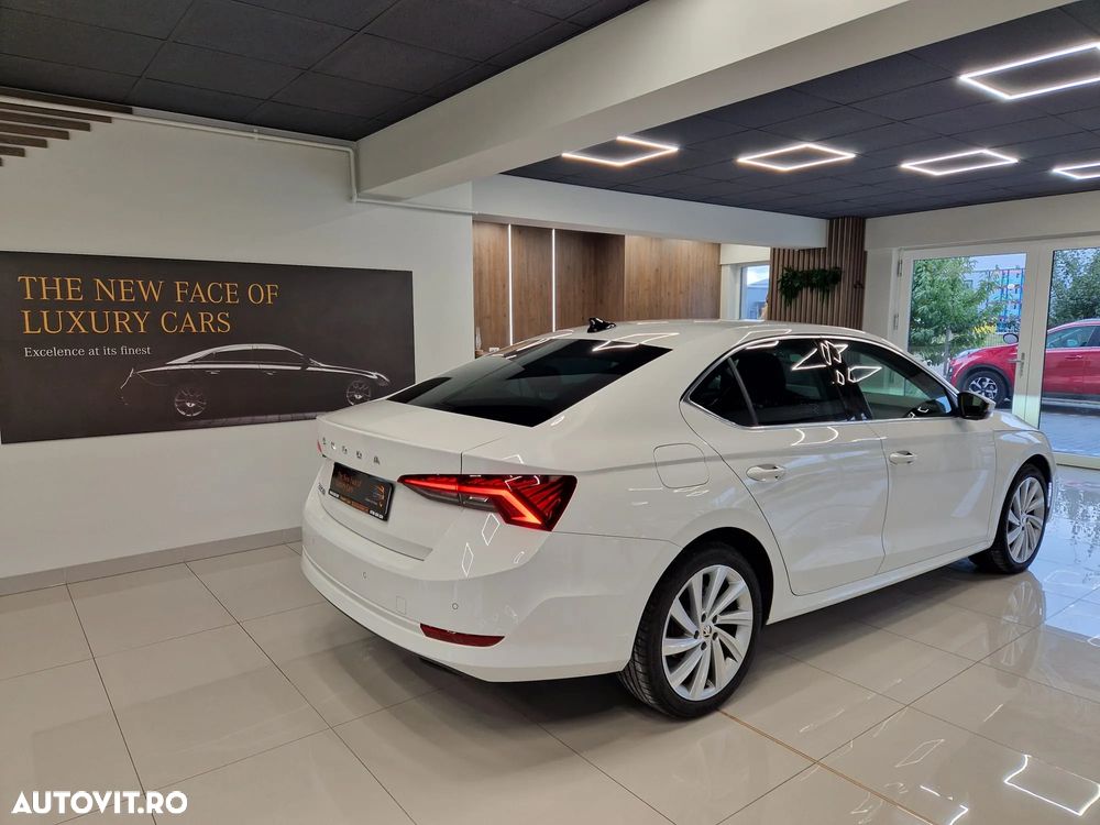 Skoda Octavia 2.0 TDI DSG Style - 2