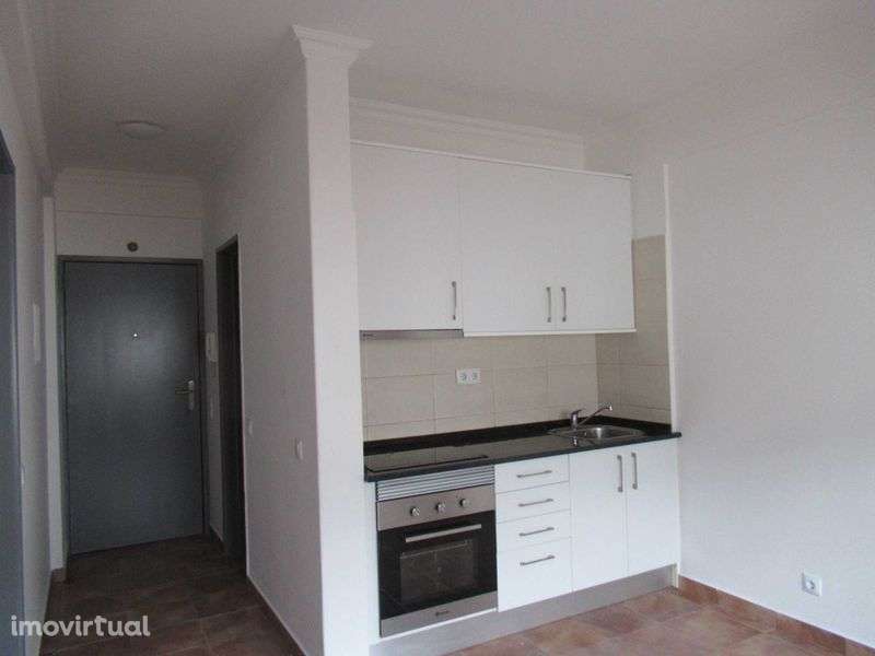 T1 Totalmente Remodelada - Grande imagem: 2/12