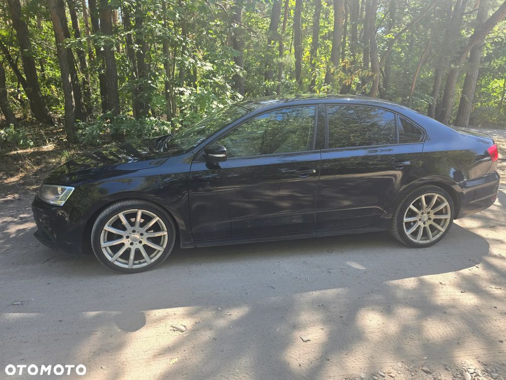 Volkswagen Jetta 2.5 SE - 1