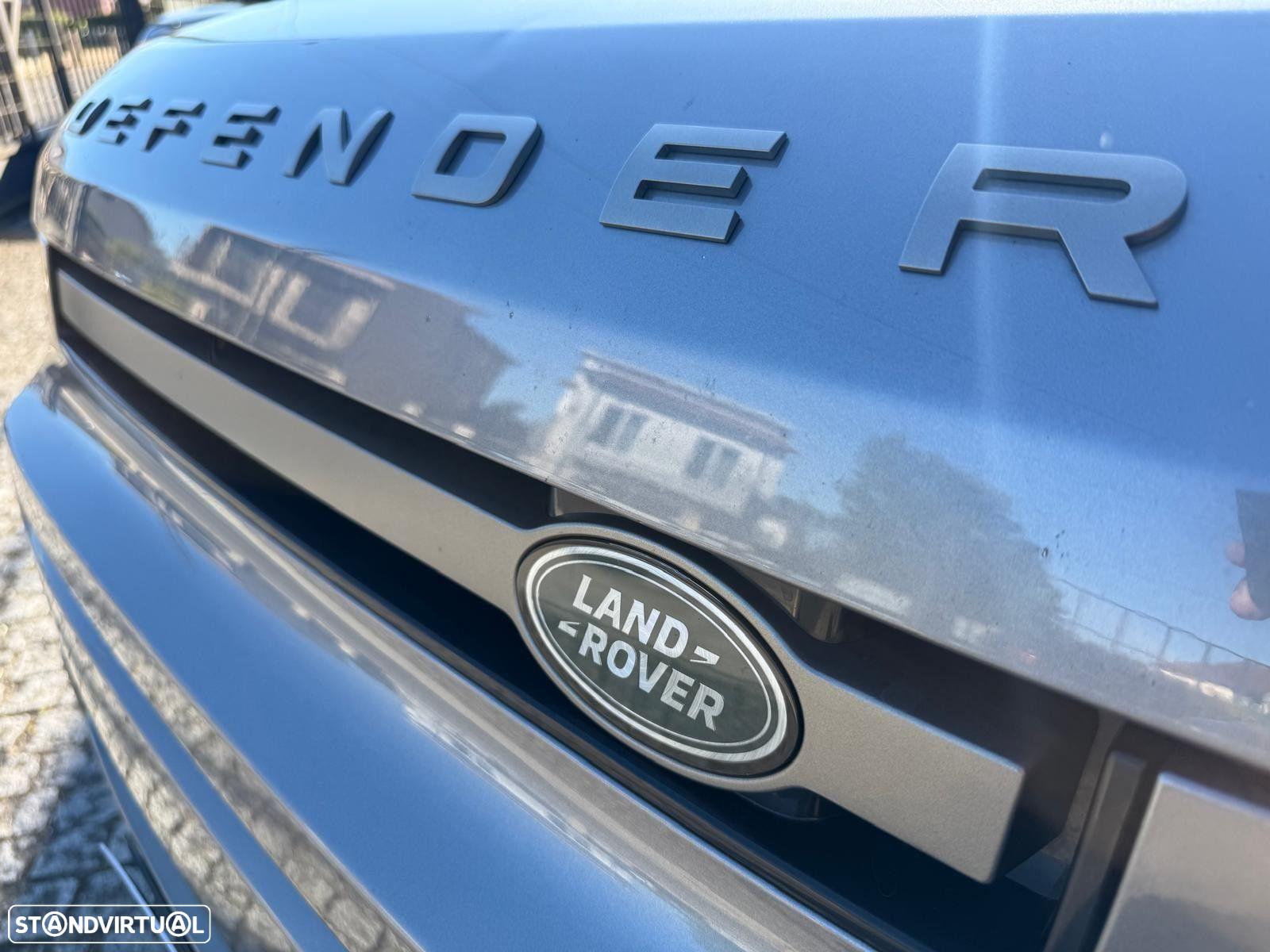 Land Rover Defender 110 D250 X-Dynamic HSE - 6