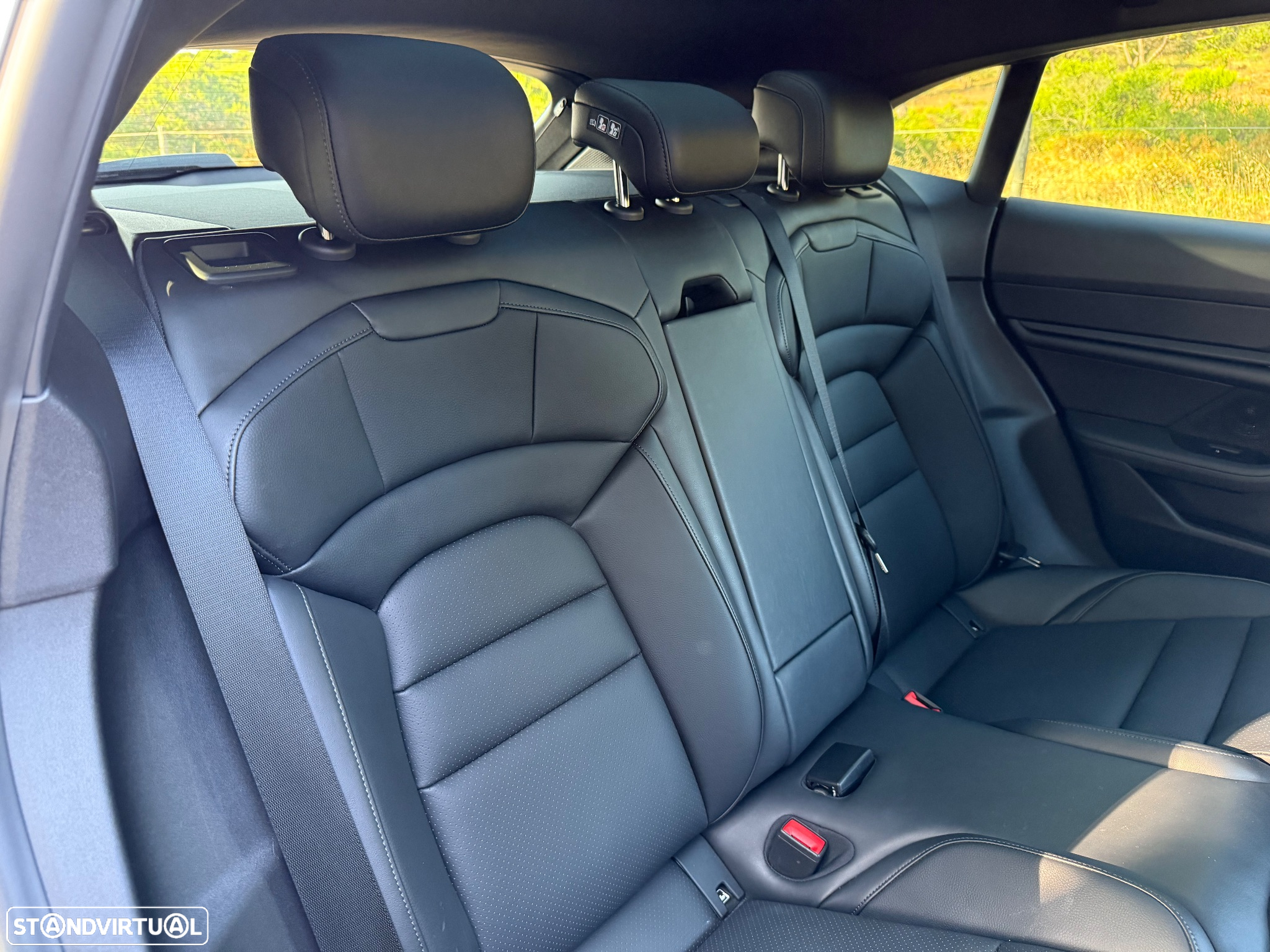 Porsche Taycan Sport Turismo 4S - 24