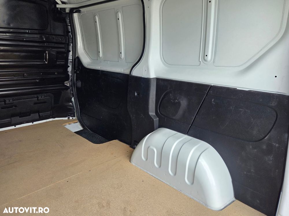 Renault Trafic L1H1 - 12