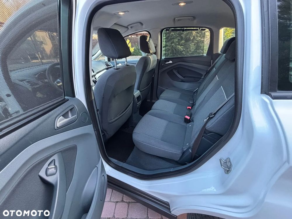 Ford C-MAX - 13