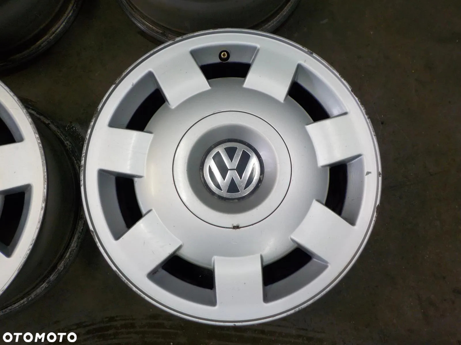 VW T4 MULTIVAN FELGA FELGI ALUMINIOWE 7Jx15H2 ET46 7D0601025 15'' - 3