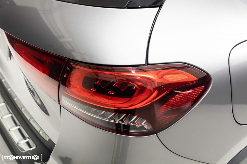 Mercedes-Benz GLA 250 e 8G-DCT AMG Line - 21