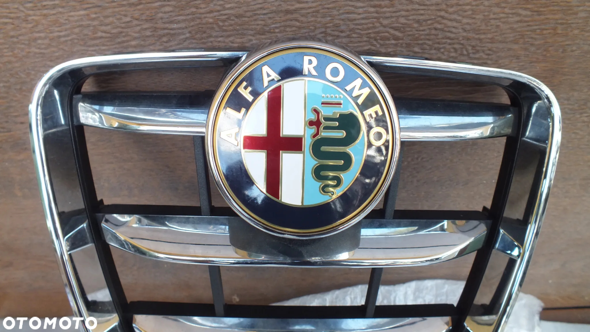 Atrapa Gril Alfa Romeo Mito - 2