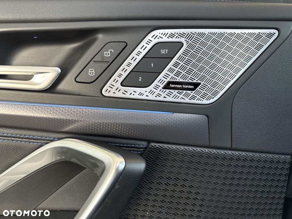 BMW X1 - 18