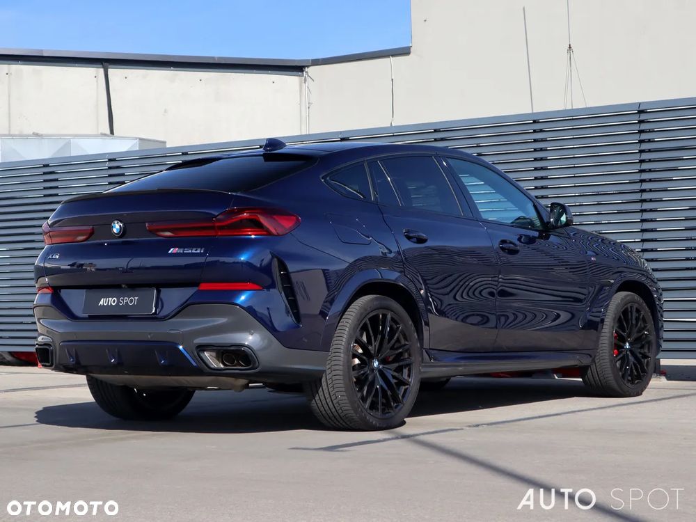 BMW X6 M50i - 9