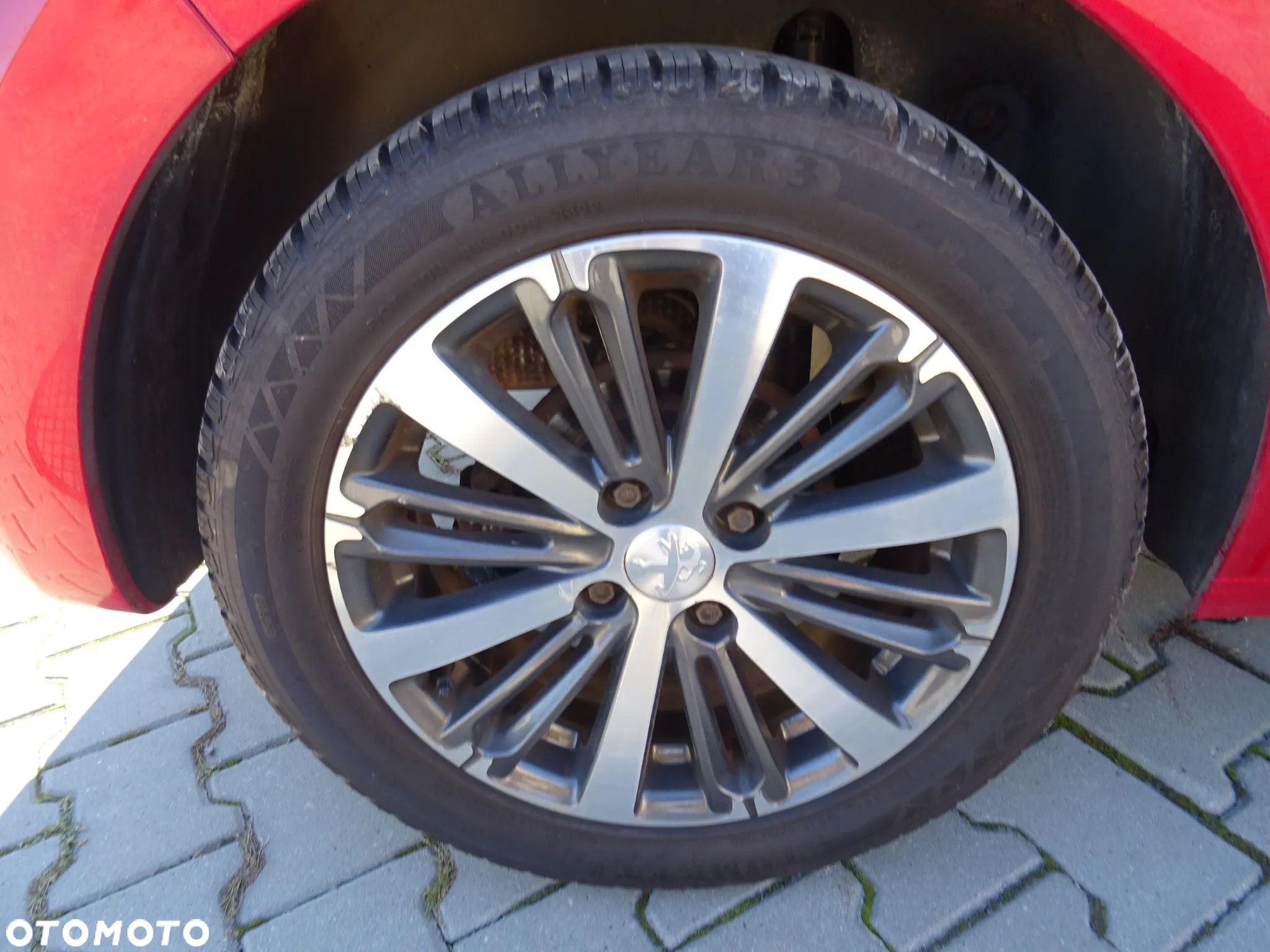 Peugeot 208 PureTech 110 Stop & Start EAT6 Allure - 16