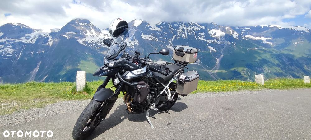 Triumph Tiger - 1