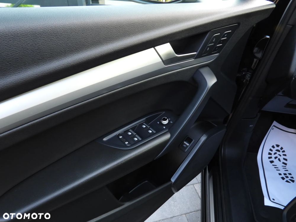 Audi Q5 40 TDI quattro S tronic design - 35